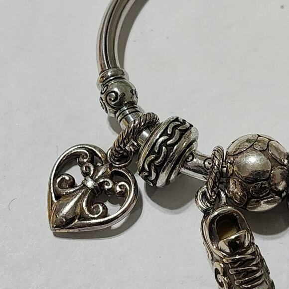 Brighton Music Sneaker fleur-de-lis heart, treble clef, scissors charm bracelet - Picture 6 of 9
